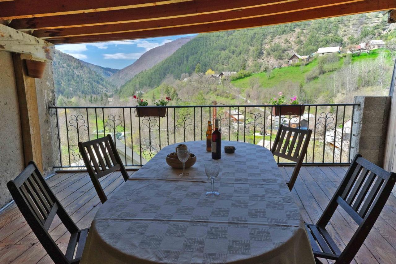Auzet Au Diapason Chambres D'Hotes Montagne מראה חיצוני תמונה